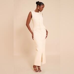 Pretty LittleThing Pale Yellow Woven Button Maxi Dress | NWT | Size 6